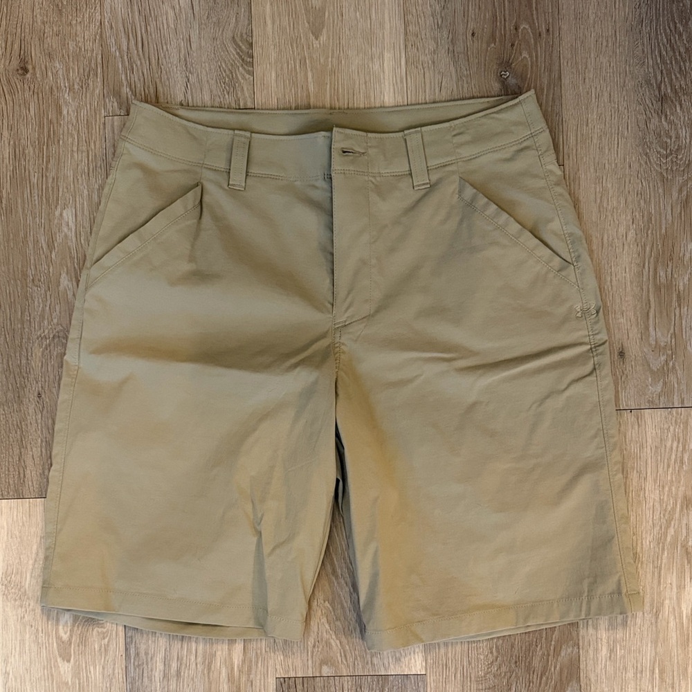 Under Armour Men's Khaki Flat Front Shorts